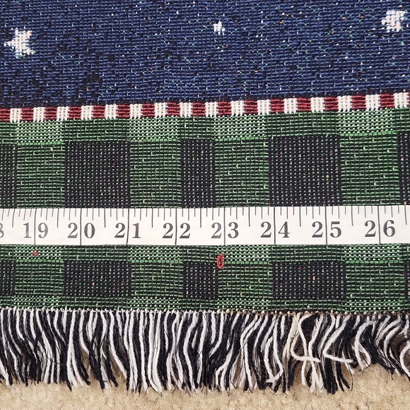 AMERICAN WEAVERS Red Green Christmas Santa & Toys Holiday Blanket Throw - Picture 8 of 8